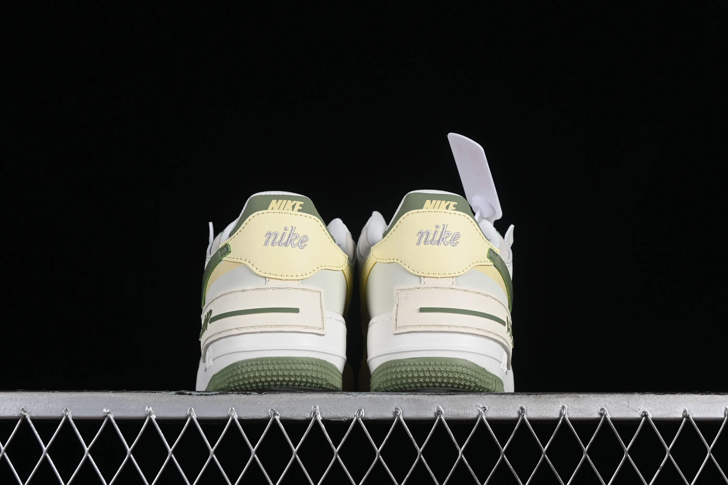 All Categories Nk Air Force 1 Air Force Series Nk Air Force 1 Shadow Air Force Lightweight Increase Nk Air Force 1 Shadow Air Force One Lightweight Increase Low-top Versatile Sneakers FN6335-101